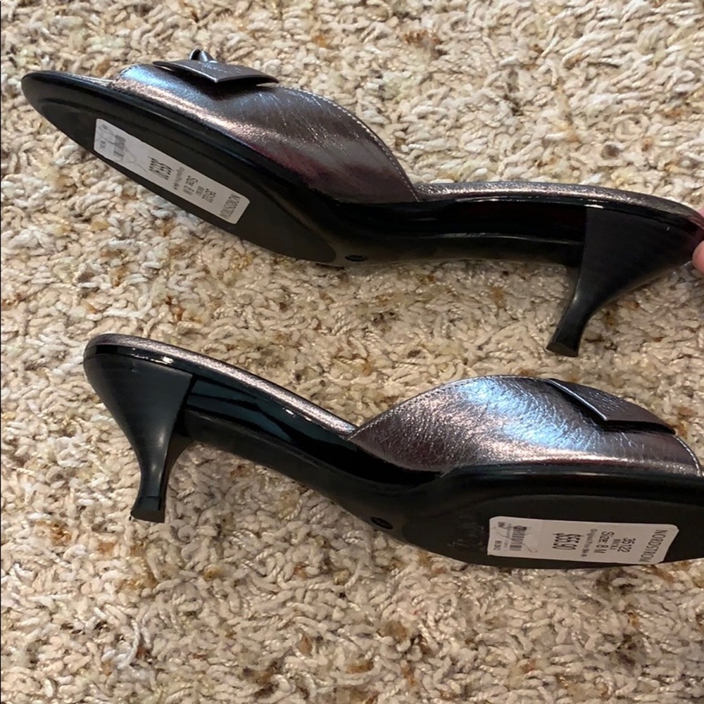 Athena Alexander short heels - Picture 3 of 4